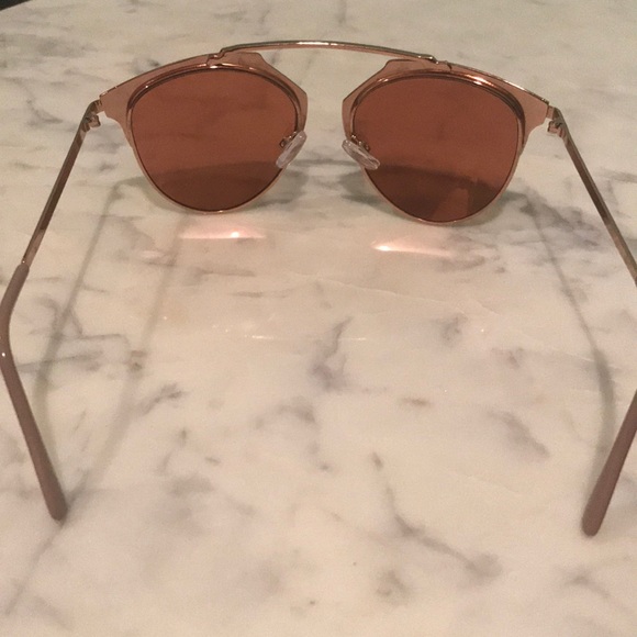 Sunglasses - Picture 5 of 5